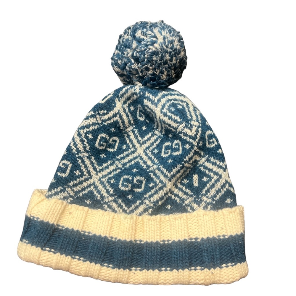 Kid’s Gucci hat.